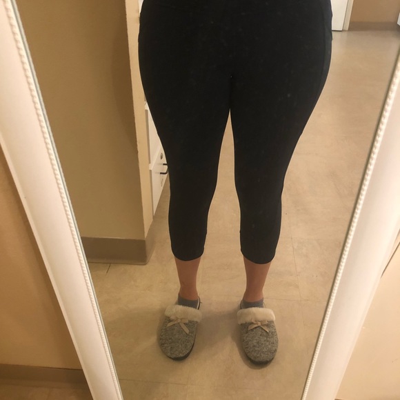 Lululemon Mesh Revitalize Crop Leggings - Picture 7 of 8